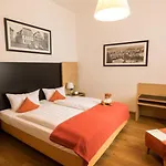 Michel Franziskushoehe 호텔 4*