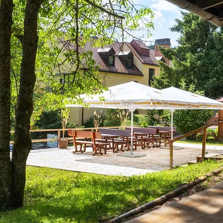 Roomingtons Franziskushoehe Lohr nad Menem