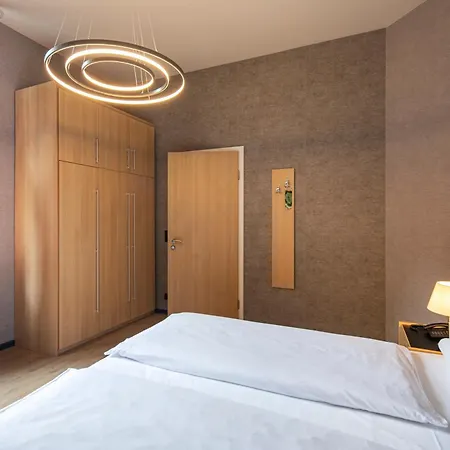 Roomingtons Franziskushoehe Lohr nad Menem