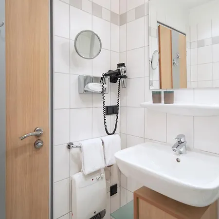 Roomingtons Franziskushoehe 4* Lohr nad Menem